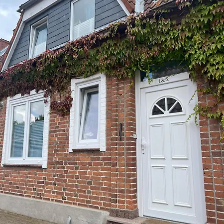 Kuestenbude Strandbude Апартаменты Грёмиц